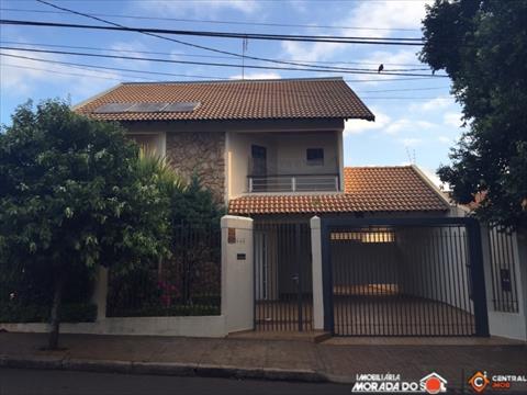 Sobrado para venda no Jardim America em Maringa com 320m² por R$ 1.200.000,00