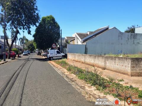 Terreno para venda no Jardim Monte Rei em Maringa com 393,65m² por R$ 399.000,00