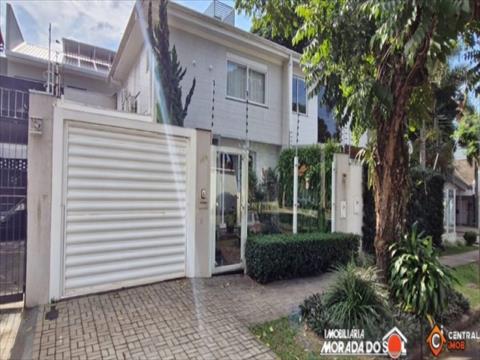 Sobrado para locacao no Zona 02 em Maringa com 0m² por R$ 6.900,00
