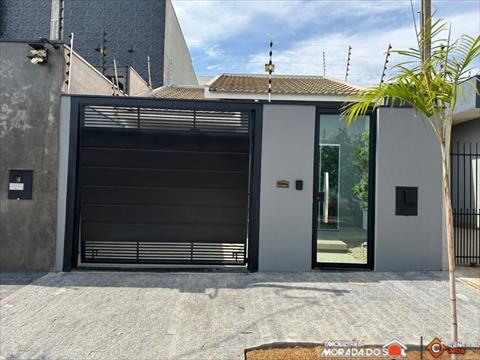 Casa Residencial para venda no Conjunto Joao de Barro Porto Seguro em Maringa com 156m² por R$ 610.000,00