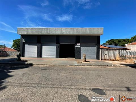 Sala Comercial para locacao no Conjunto Habitacional Requiao em Maringa com 0m² por R$ 2.500,00