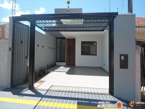 Casa Residencial para venda no Parque das Bandeiras em Maringa com 180m² por R$ 779.000,00