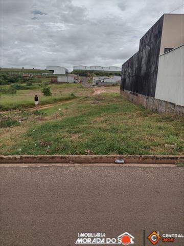 Terreno para venda no Centro em Nova Esperanca com 213,5m² por R$ 68.000,00