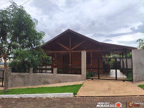 Casa de Condomínio para venda no Vivenda dos Pescadores em Doutor Camargo com 580,23m² por R$ 250.000,00