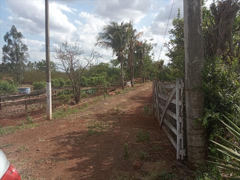 Chácara para venda no Conjunto Residencial Santa Terezinh em Maringá com 1m² por R$ 1.200.000,00