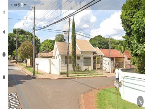 Casa para venda no Conjunto Habitacional Requião em Maringá com 102m² por R$ 380.000,00