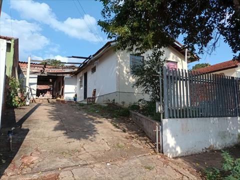 Casa Residencial para venda no Conjunto Habitacional Hermann Morae em Maringá com 132,24m² por R$ 250.000,00