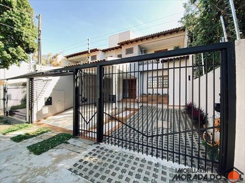Sobrado para venda no Jardim Iguaçu em Maringá com 230m² por R$ 1.150.000,00