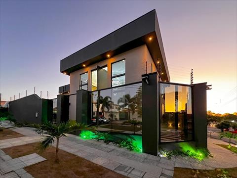Sobrado para venda no Parque Residencial Quebec em Maringa com 0m² por R$ 3.500.000,00