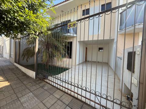 Sobrado para locacao no Vila Morangueira em Maringa com 0m² por R$ 3.200,00