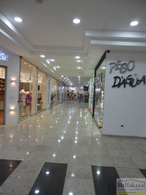 Sala Comercial para venda no Parque Industrial em Maringa com 36m² por R$ 260.000,00