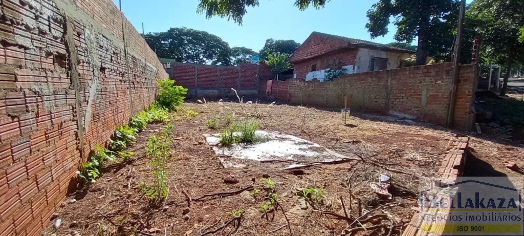 Terreno para venda no Conjunto Joao de Barro I em Maringa com 229m² por R$ 175.000,00