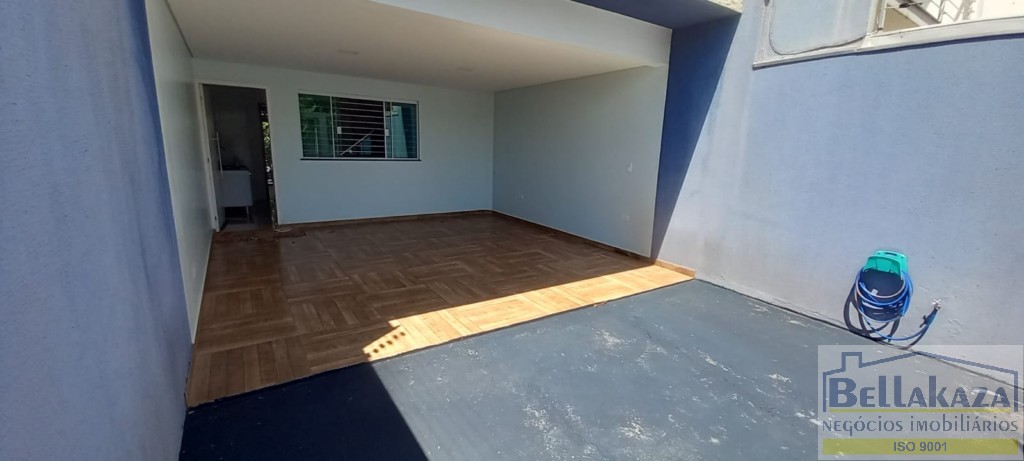 Sobrado para venda no Jardim Gralha Azul em Sarandi com 126,68m² por R$ 400.000,00