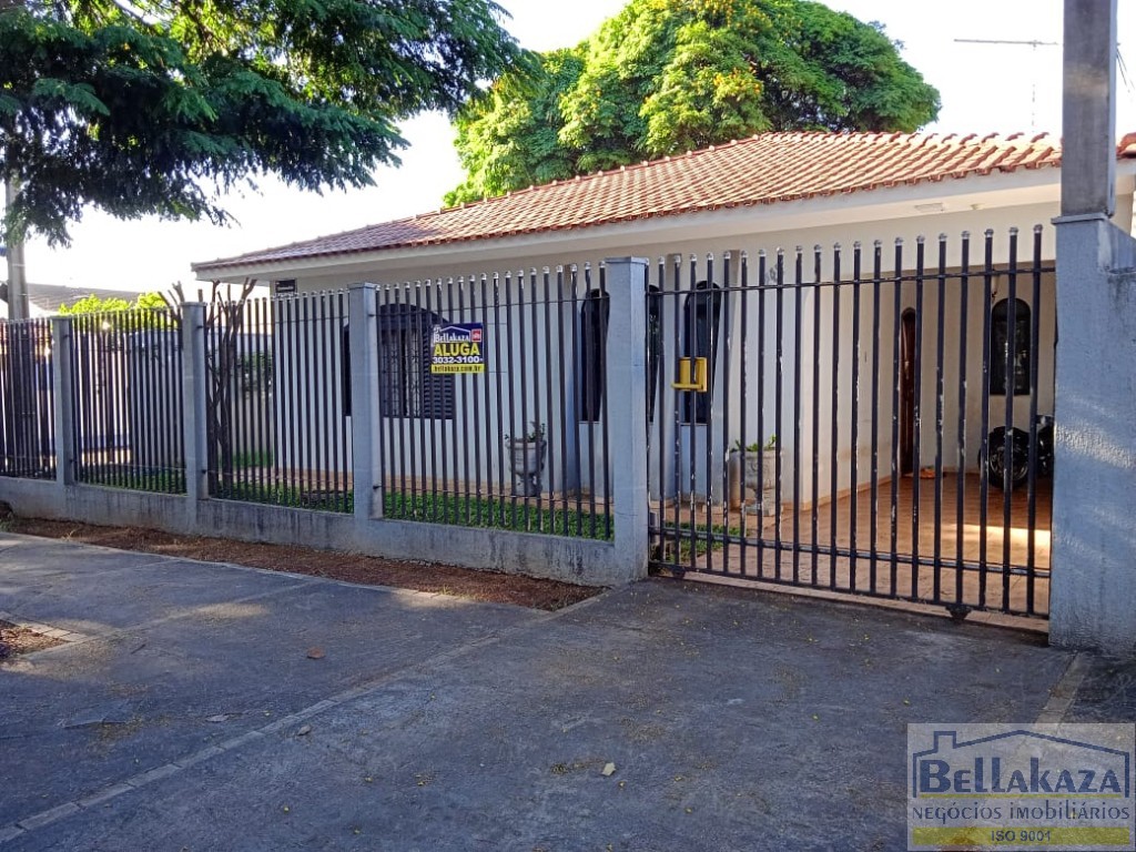 Casa Residencial para locacao no Vila Christino em Maringa com 128m² por R$ 3.700,00
