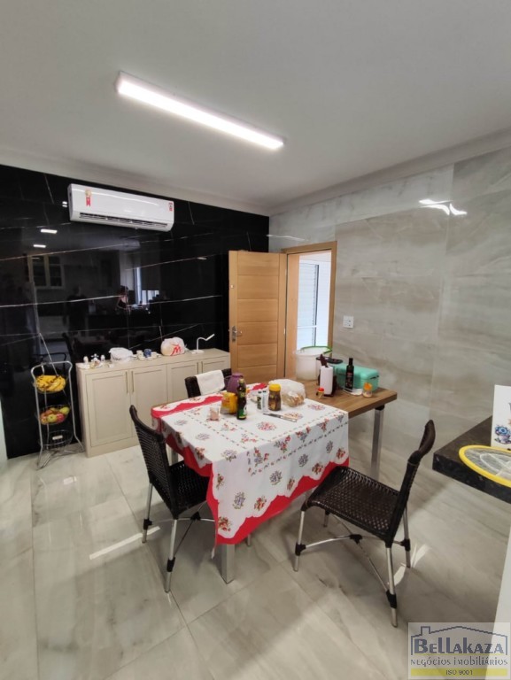Casa Residencial para locacao no Conjunto Residencial Branca Vieira em Maringa com 200m² por R$ 2.950,00