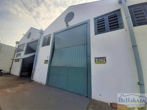 Barracão_galpão para locacao no Vila Santa Izabel em Maringa com 240m² por R$ 2.890,00