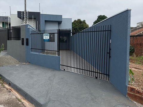 Casa Residencial para venda no Parque Residencial Bom Pastor em Sarandi com 211m² por R$ 295.000,00