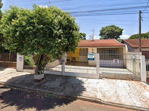 Casa Residencial para venda no Parque Pioneiros em Sarandi com 300m² por R$ 280.000,00