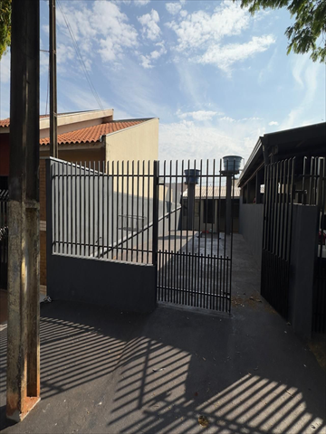 Casa Residencial para locacao no Jardim Independência em Sarandi com 150m² por R$ 900,00