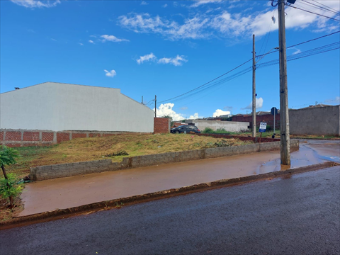 Terreno / Lote para venda no Jardim Aurora Lll em Sarandi com 267m² por R$ 75.000,00