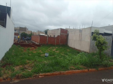 Terreno / Lote para venda no Jardim Canadá em Sarandi com 305m² por R$ 150.000,00
