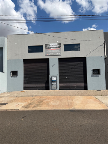 Área Industrial para locacao no Jardim Montreal em Sarandi com 275m² por R$ 3.200,00