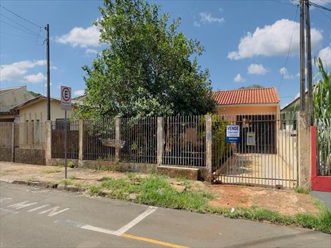 Casa Residencial para venda no Jardim Panorama em Sarandi com 267m² por R$ 300.000,00