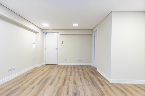 Sala Comercial para locacao no Vila Izabel em Curitiba com 16,37m² por R$ 1.000,00