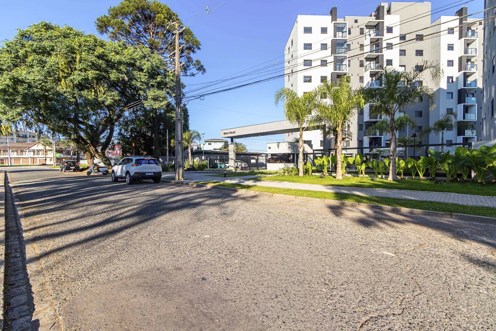 Apartamento para locacao no Hauer em Curitiba com 63m² por R$ 2.500,00