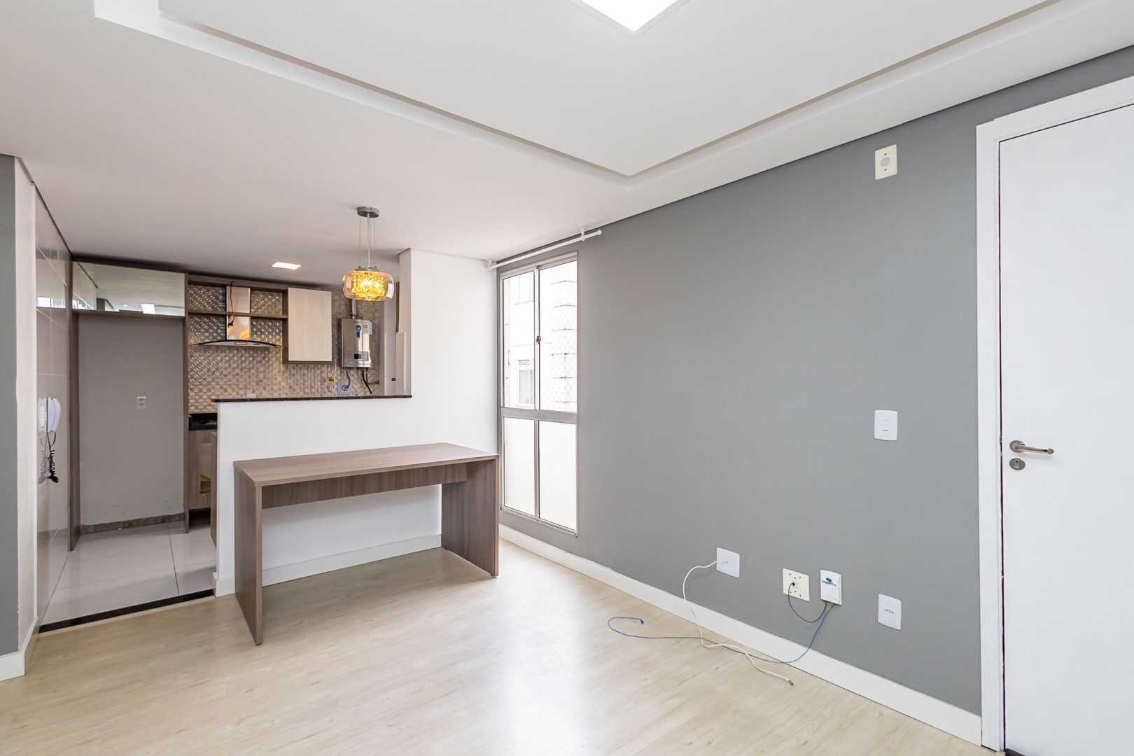 Apartamento para locacao no Pinheirinho em Curitiba com 56m² por R$ 2.000,00