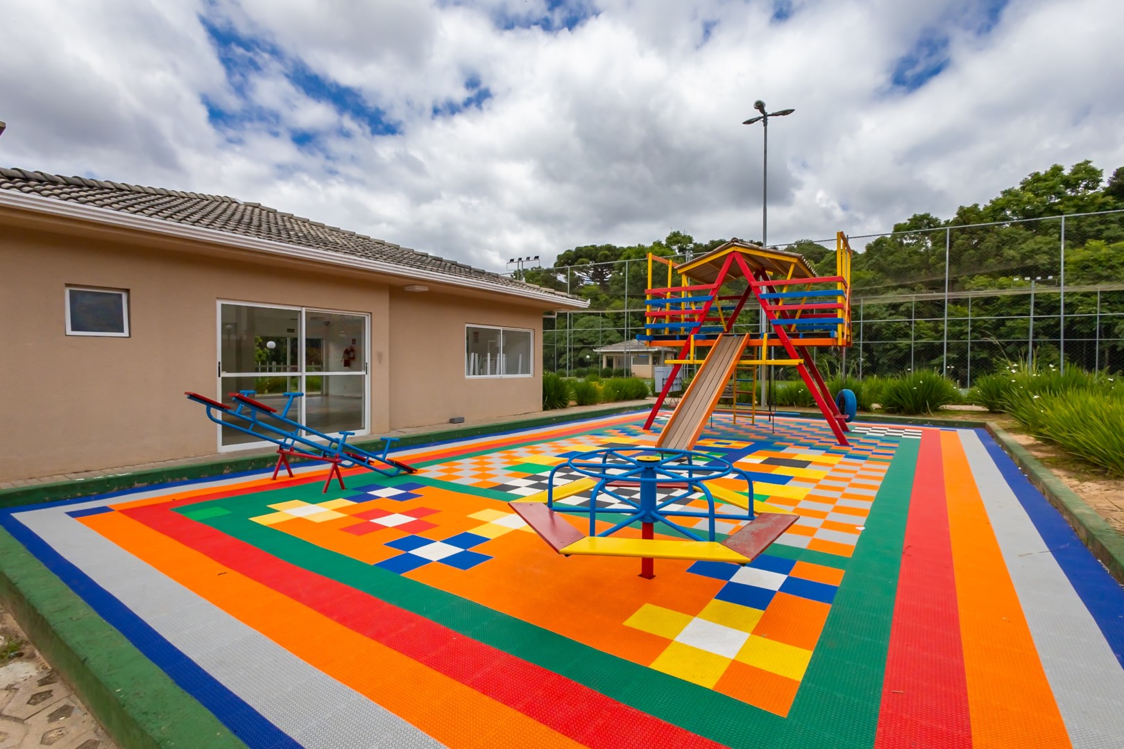 Foto do imóvel play.jpg