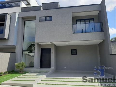 Sobrado para venda no Italia em Sao Jose dos Pinhais com 140m² por R$ 940.000,00