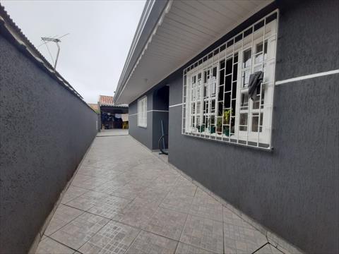 Casa Residencial para venda no Rio Pequeno em Sao Jose dos Pinhais com 125m² por R$ 530.000,00