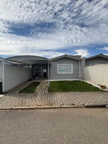 Casa de Condomínio para locacao no Campo Largo da Roseira em Sao Jose dos Pinhais com 196m² por R$ 2.222,22