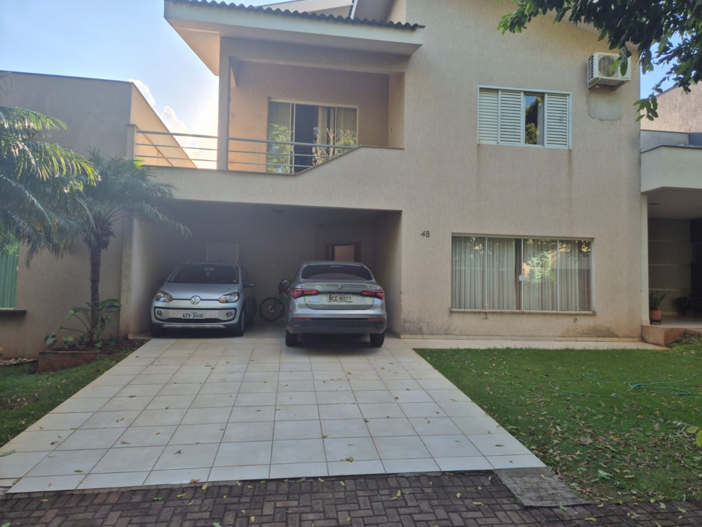 Sobrado para venda no Operaria em Londrina com 252m² por R$ 1.690.000,00