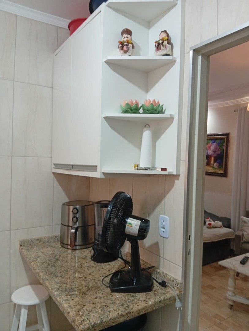 Apartamento para venda no Jardim Santa Cruz em Londrina com 43m² por R$ 145.000,00