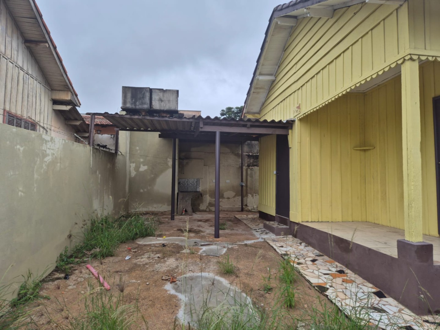 Casa para locacao no Dom Bosco em Londrina com 0m² por R$ 1.200,00