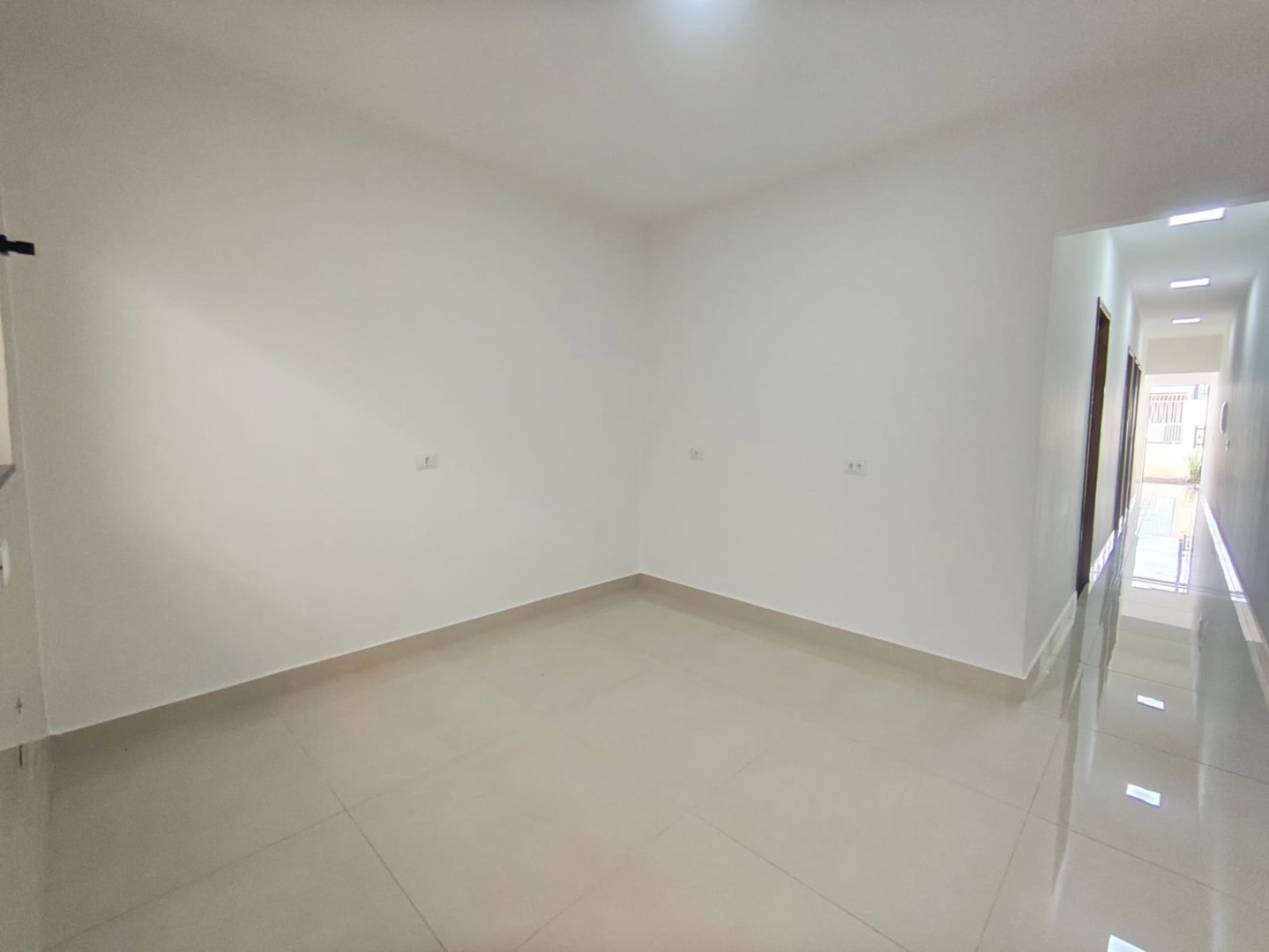 Casa para venda no Colinas em Londrina com 82,5m² por R$ 380.000,00