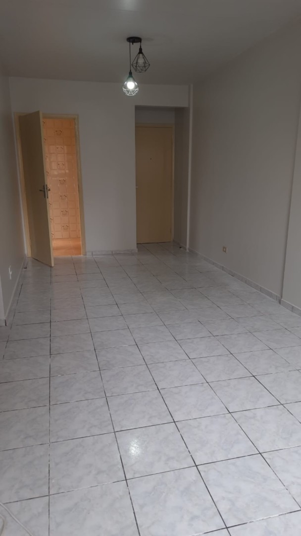 Apartamento para venda no Centro em Londrina com 70m² por R$ 250.000,00