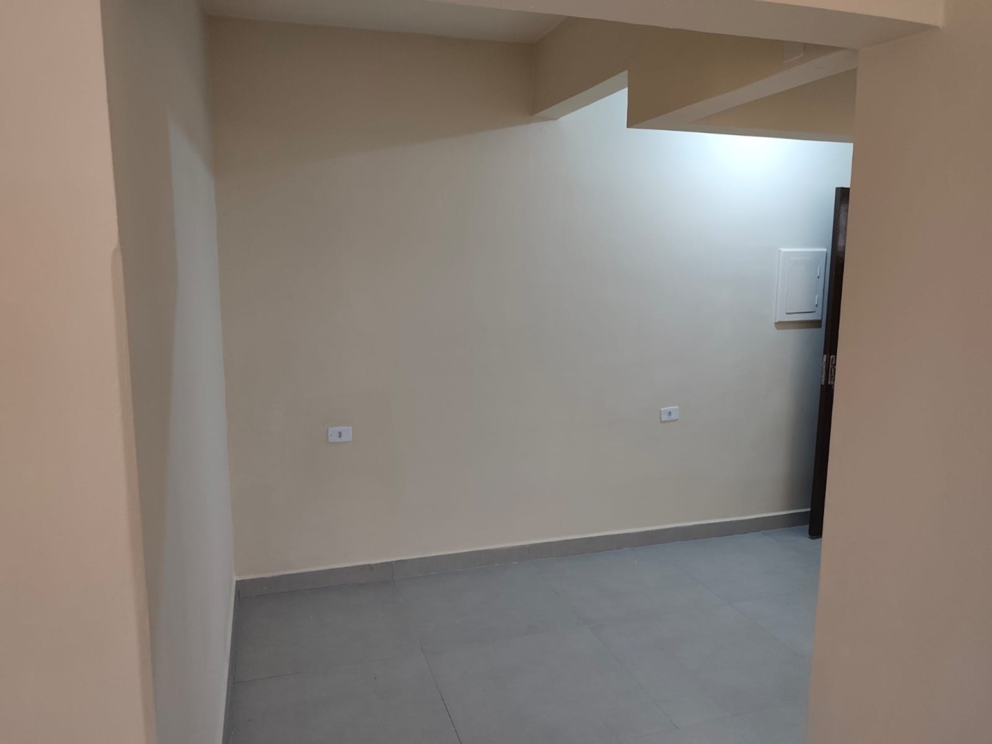Apartamento para locacao no Centro em Londrina com 67m² por R$ 1.300,00