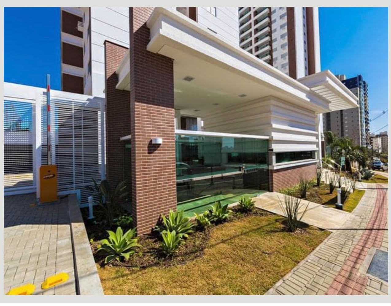 Apartamento para venda no Gleba Fazenda Palhano em Londrina com 95m² por R$ 850.000,00