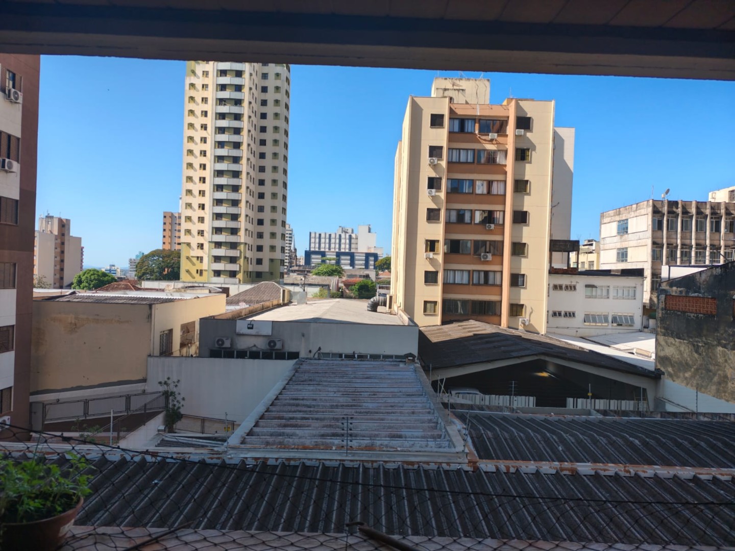 Apartamento para venda no Centro em Londrina com 67m² por R$ 280.000,00