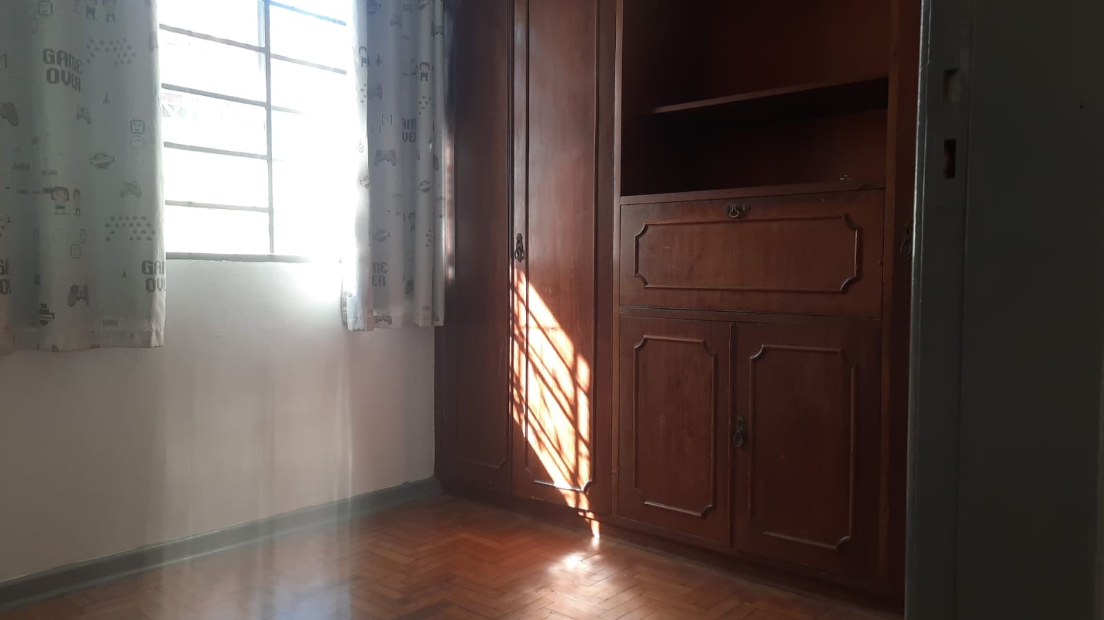 Casa para venda no Jardim do Norte em Londrina com 250m² por R$ 550.000,00