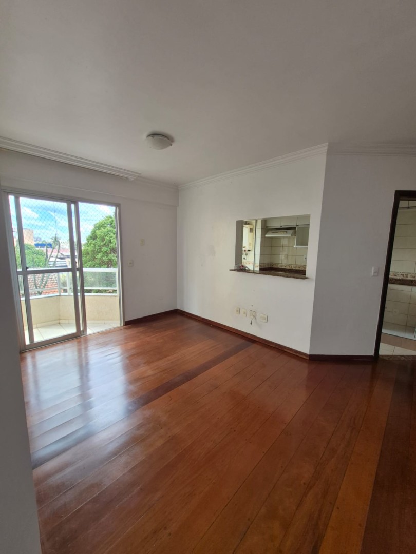 Apartamento para locacao no Centro em Londrina com 0m² por R$ 1.300,00