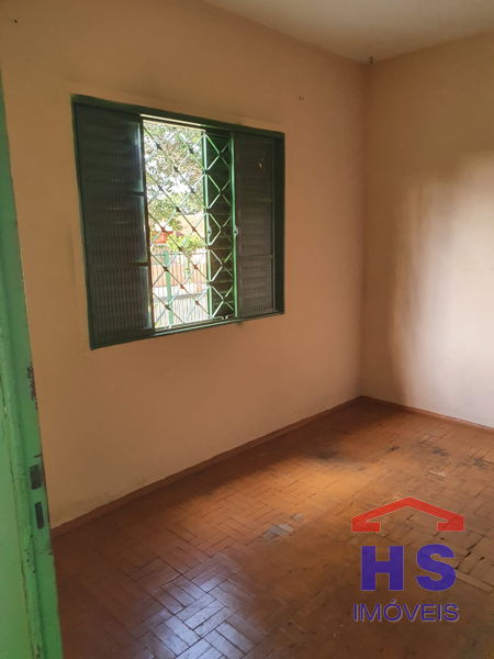 Casa Residencial para venda no Conjunto Vivi Xavier em Londrina com 107,69m² por R$ 0,00