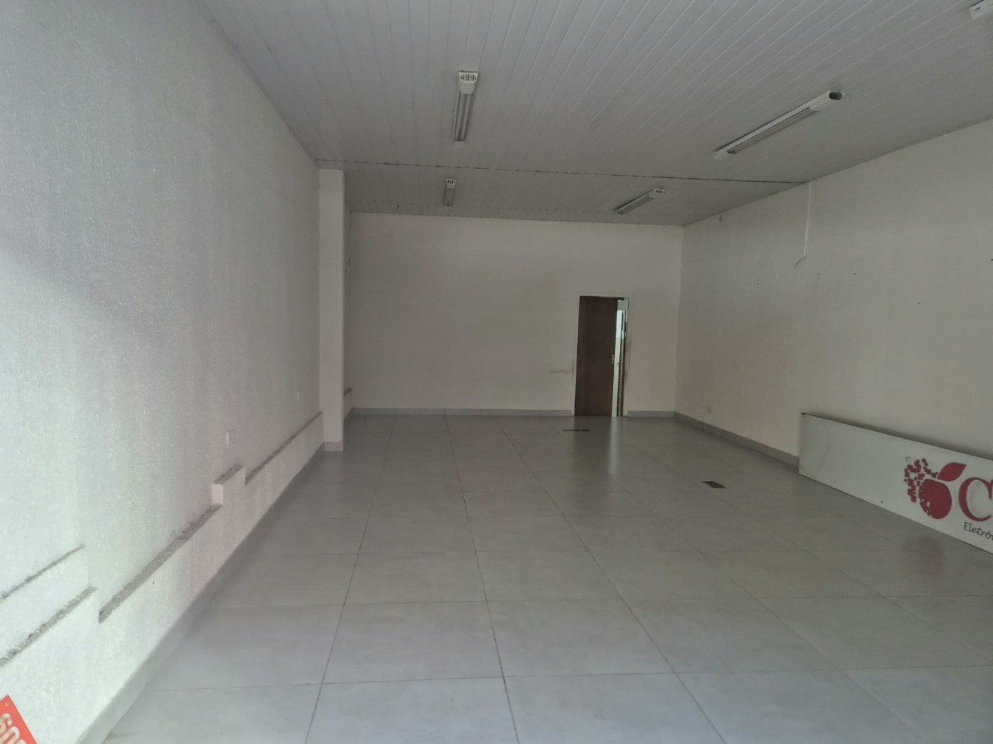 Loja para locacao no Centro em Londrina com 0m² por R$ 4.000,00