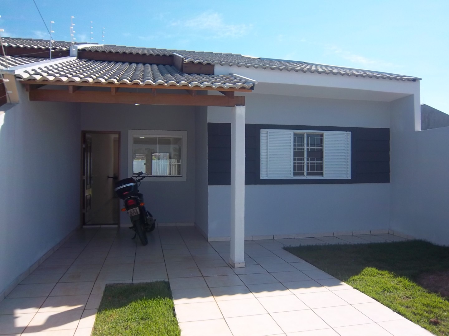 Casa Residencial para venda no Conjunto Residencial Vive em Londrina com 93m² por R$ 500.000,00