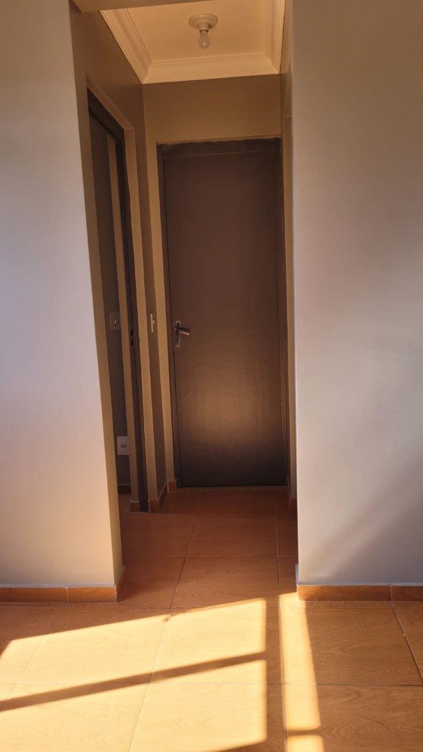 Apartamento para venda no Sao Pedro em Londrina com 48,61m² por R$ 170.000,00