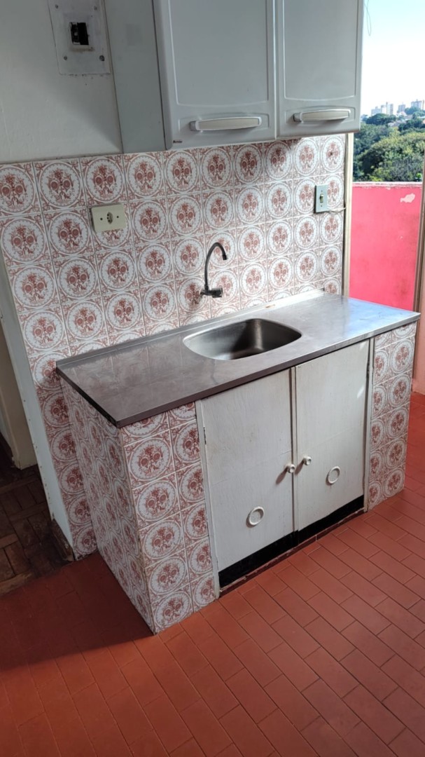 Apartamento para venda no Vila Ipiranga em Londrina com 47,41m² por R$ 127.000,00