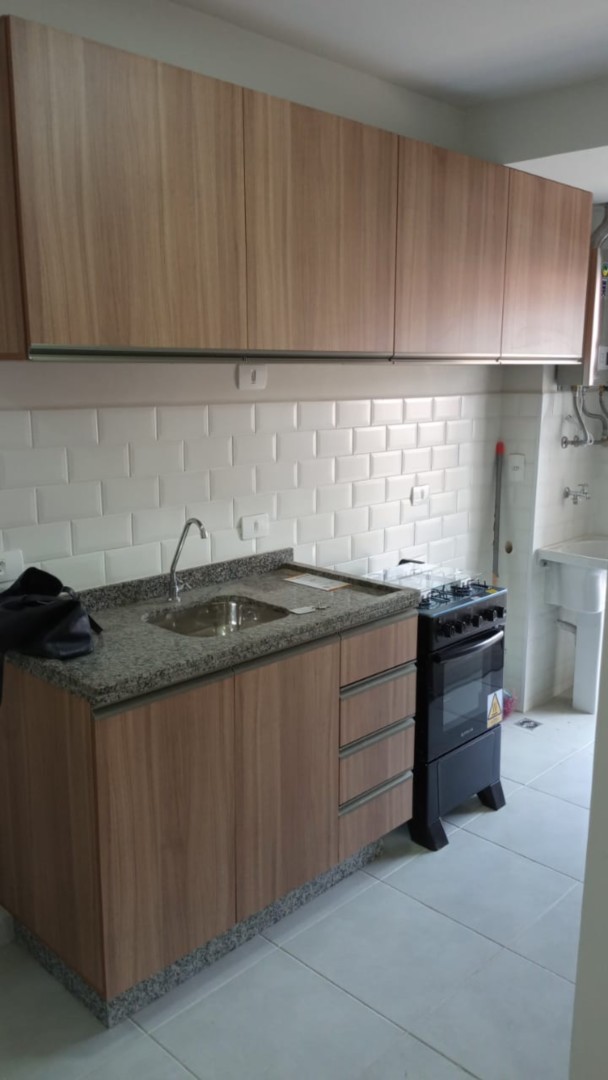Apartamento para locacao no Vila Santa Terezinha em Londrina com 64m² por R$ 2.500,00